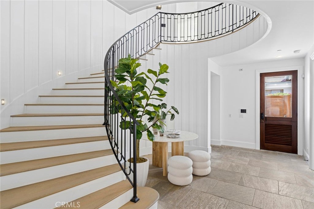 231 Tustin, Newport Beach CA 92663 - Photo 9