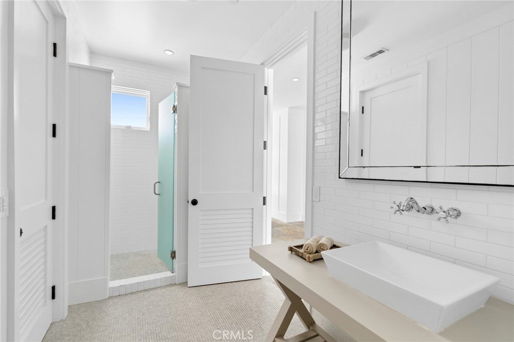 231 Tustin, Newport Beach CA 92663 - Photo 42