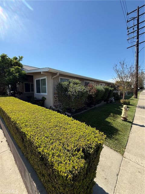 Photo of 13381 Del Monte Drive DR #M14-28F, Seal Beach, CA 90740 (MLS # RS26099953)