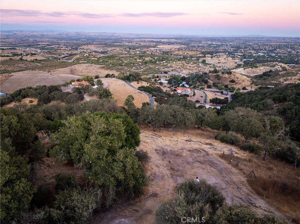 Welcome to 3550 Ardana Road, an 11.6-acre private retreat just minutes from downtown Paso Robles.
Tucked behind a gated entrance, this property offers unmatched privacy and a deep sense of tranquility, surrounded by mature oaks and lush natural landscape. At its heart is a thoughtfully updated 2-bedroom, 2-bath manufactured home featuring modern finishes and a cozy, move-in-ready interior that blends comfort and style.
Whether you’re looking for a peaceful full-time residence or a weekend escape, this sanctuary offers the best of both worlds, seclusion and convenience. Paso Robles’ top wineries, restaurants, and shops are just a short drive away, yet you’ll feel worlds apart from the hustle.
Additional highlights include a strong-producing well and abundant usable space for future expansion, gardening, or recreational use.
Let the quiet beauty of 3550 Ardana Road restore your rhythm. Schedule your private tour today and experience the unmatched peace and potential of this Central Coast gem.