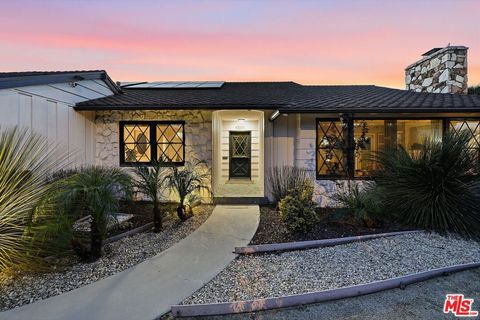 Photo of 6213 S Corning Avenue, Los Angeles, CA 90056 (MLS # 26829023)