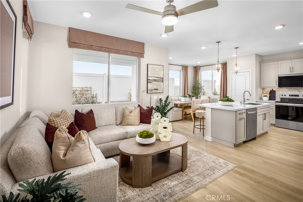 8423 Tamarack Street