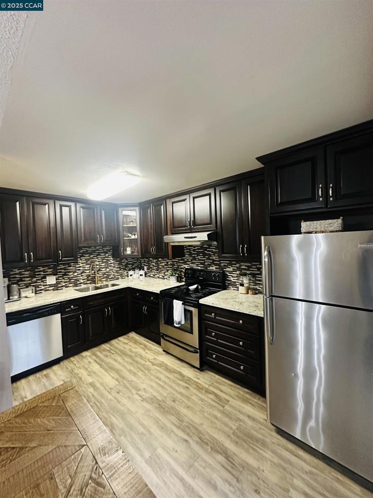 SAN LEANDRO BRDR - Residential