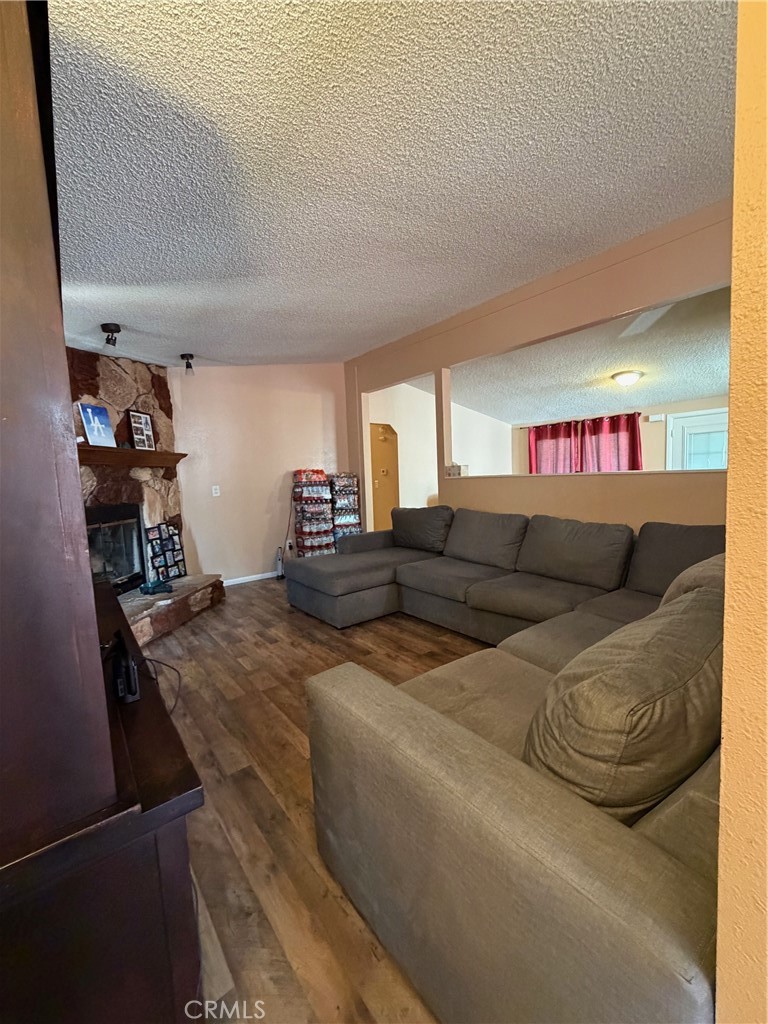29021 Bouquet Canyon 201