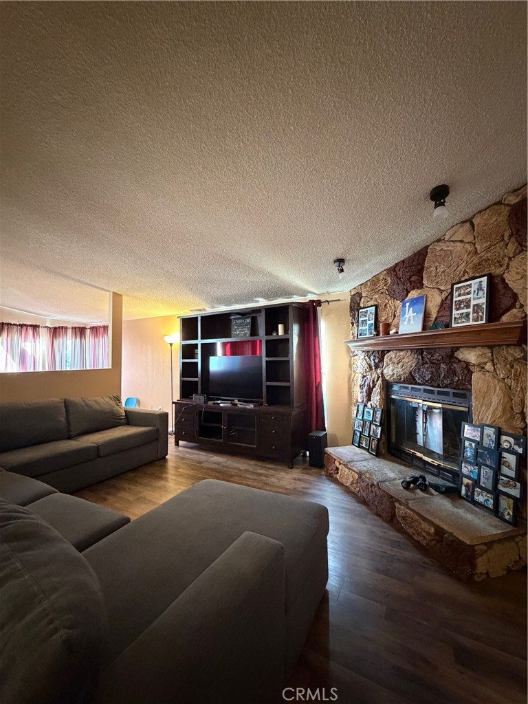 29021 Bouquet Canyon 201