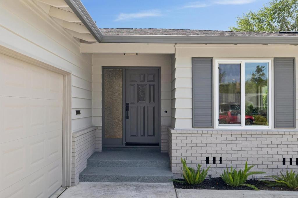 935 Circle Drive