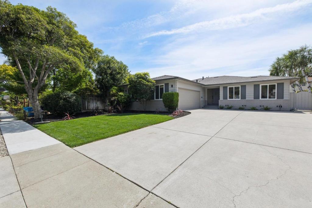 935 Circle Drive