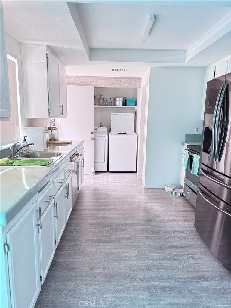 Oak Park (867) - Residential Lease