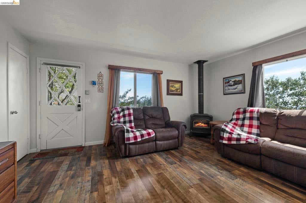 20165 Eastview Dr