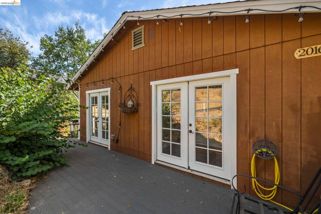 20165 Eastview Dr