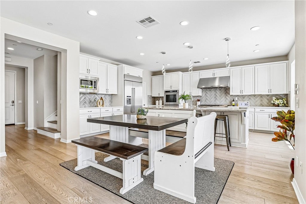 7 Paladino Court