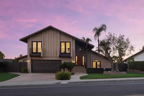 Photo of 12421 Greens East Rd Rd, San Diego, CA 92128 (MLS # 260024412SD)