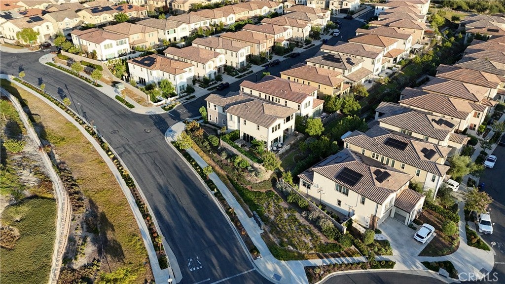 2060 Aliso Canyon