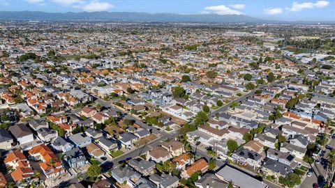 Tiny photo for 2301 Marshallfield Ln #A, Redondo Beach, CA 90278 (MLS # SB25244137)