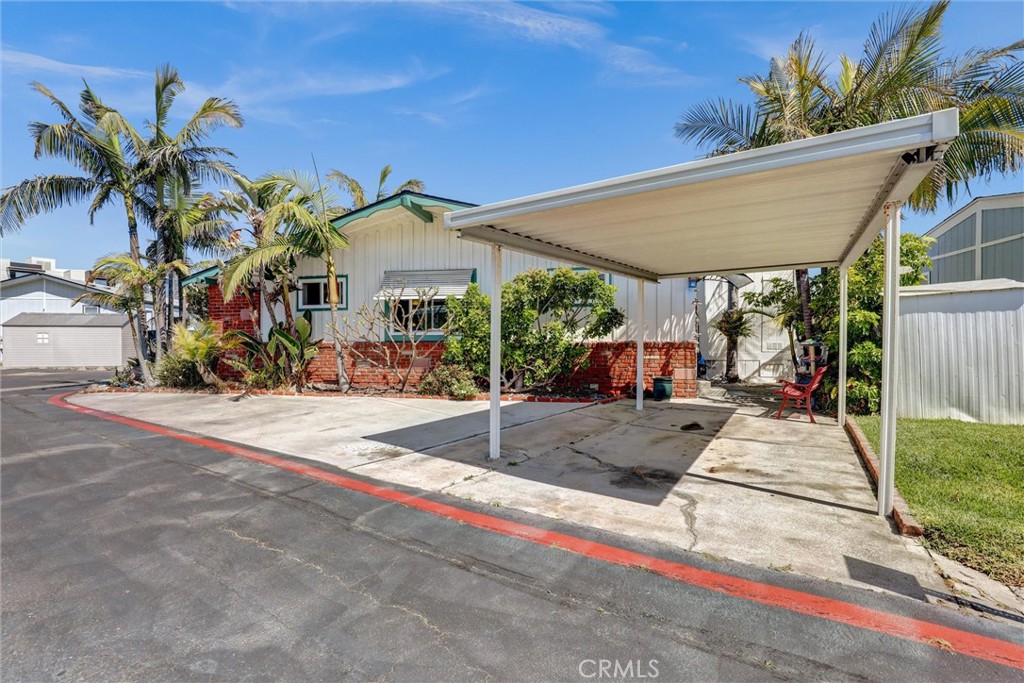 80 Huntington Street 372