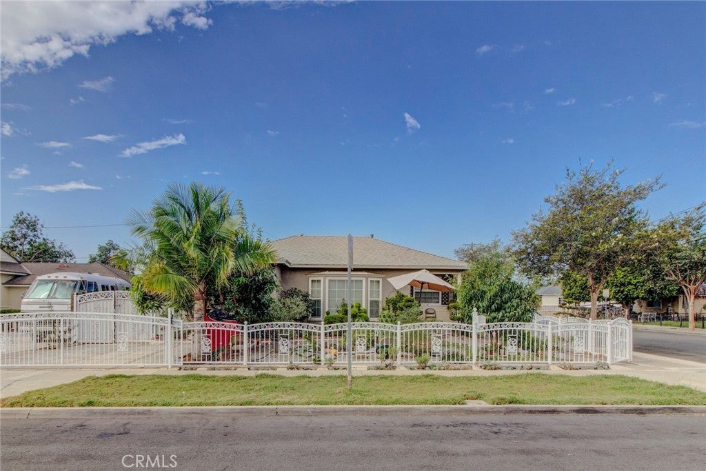 1402 S Poplar Street, Santa Ana CA 92704 - Photo 23