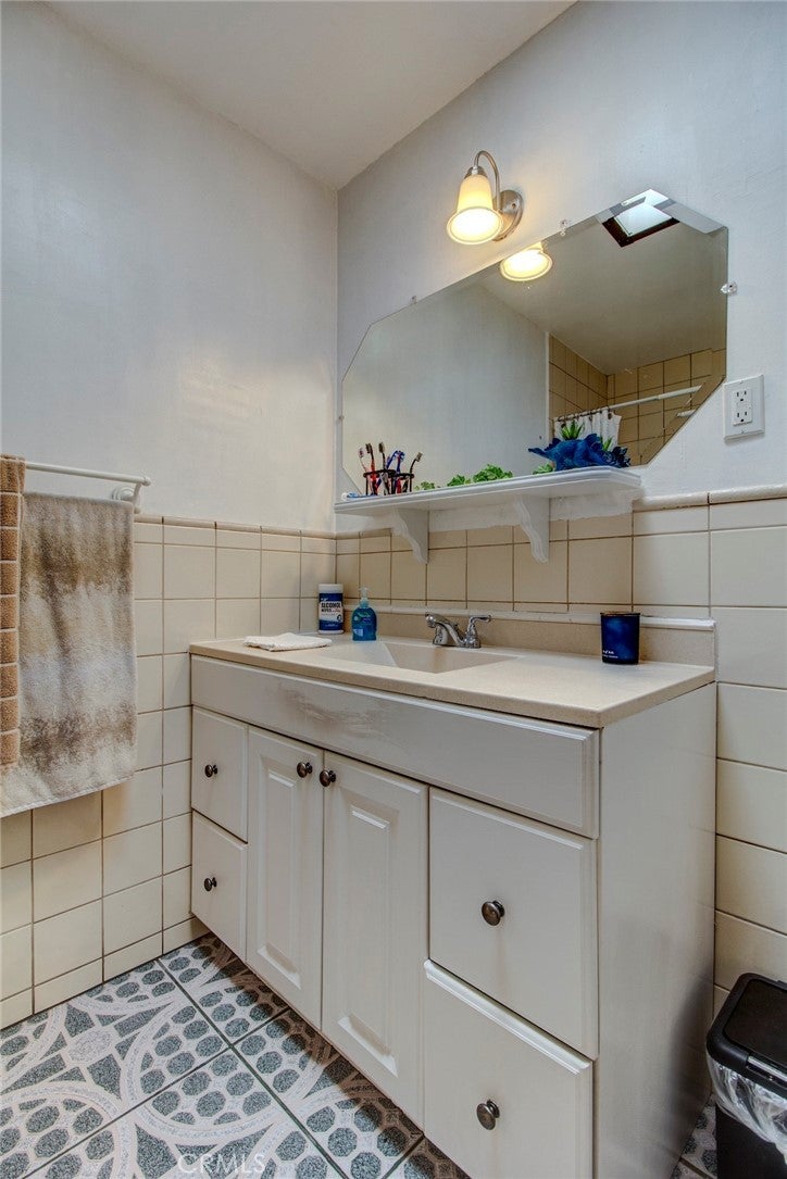 1402 S Poplar Street, Santa Ana CA 92704 - Photo 7