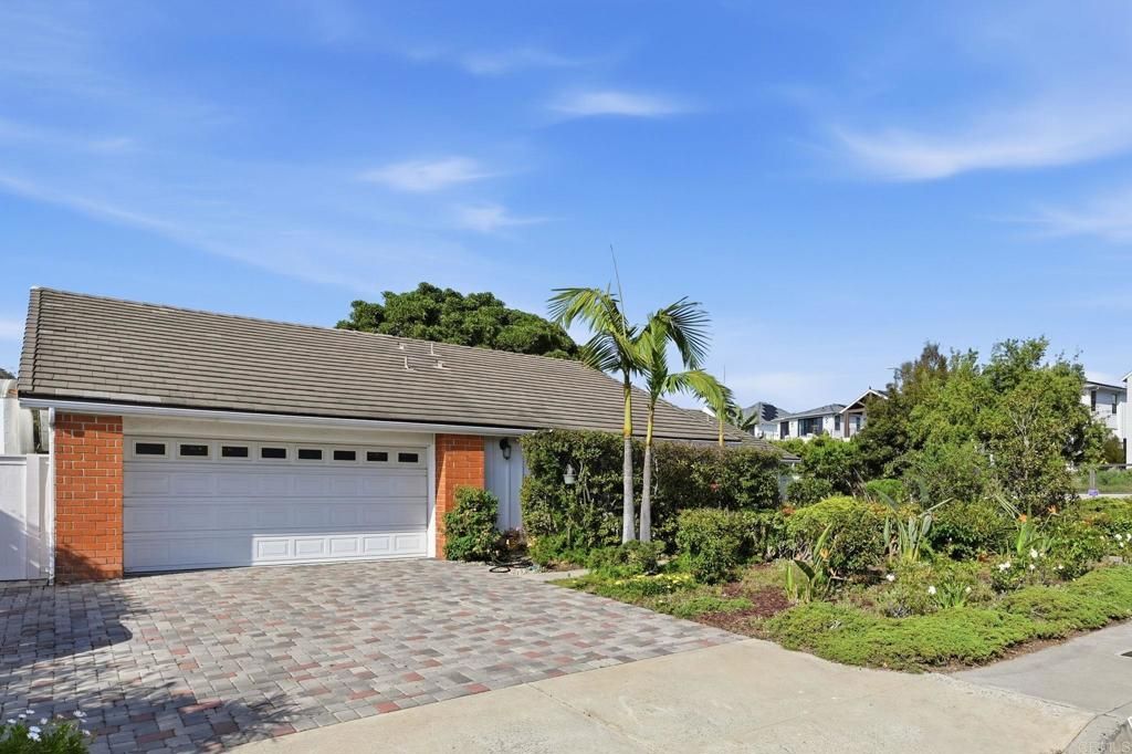 Photo of 1066 Guildford Court, Encinitas, CA 92024 (MLS # NDP2602781)