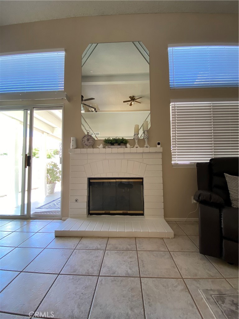 1173 Fairway Oaks Avenue