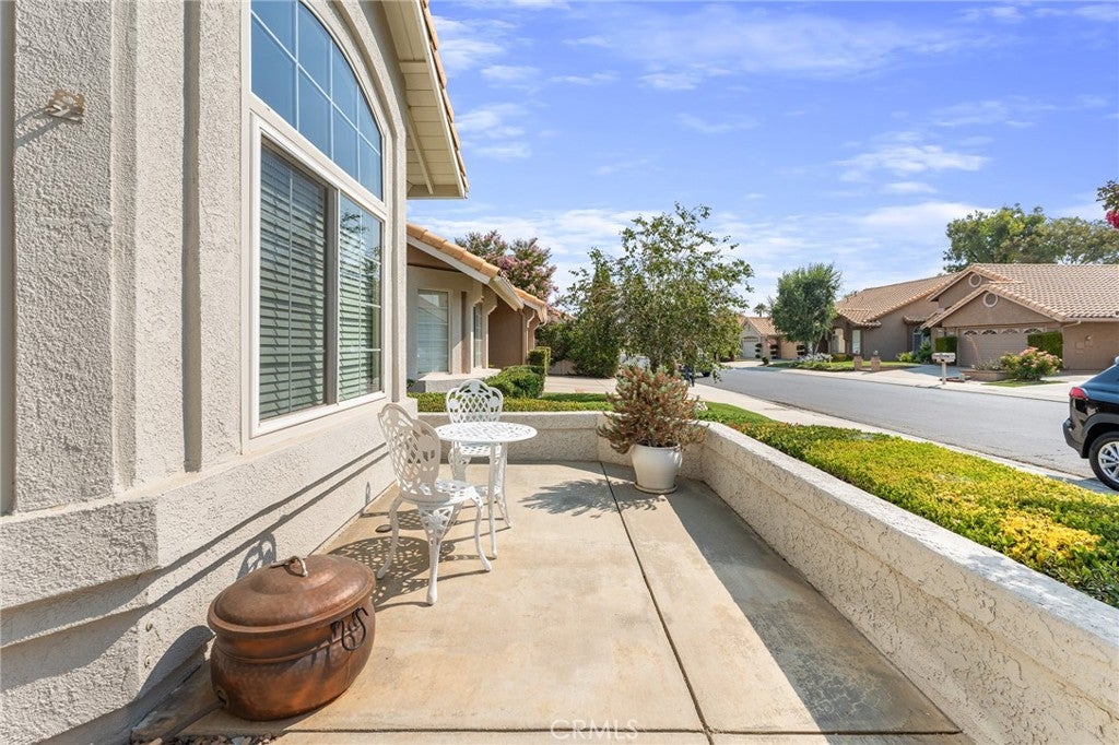 1173 Fairway Oaks Avenue