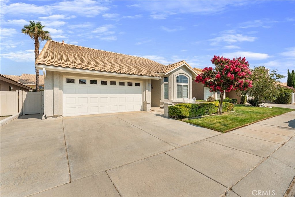 1173 Fairway Oaks Avenue