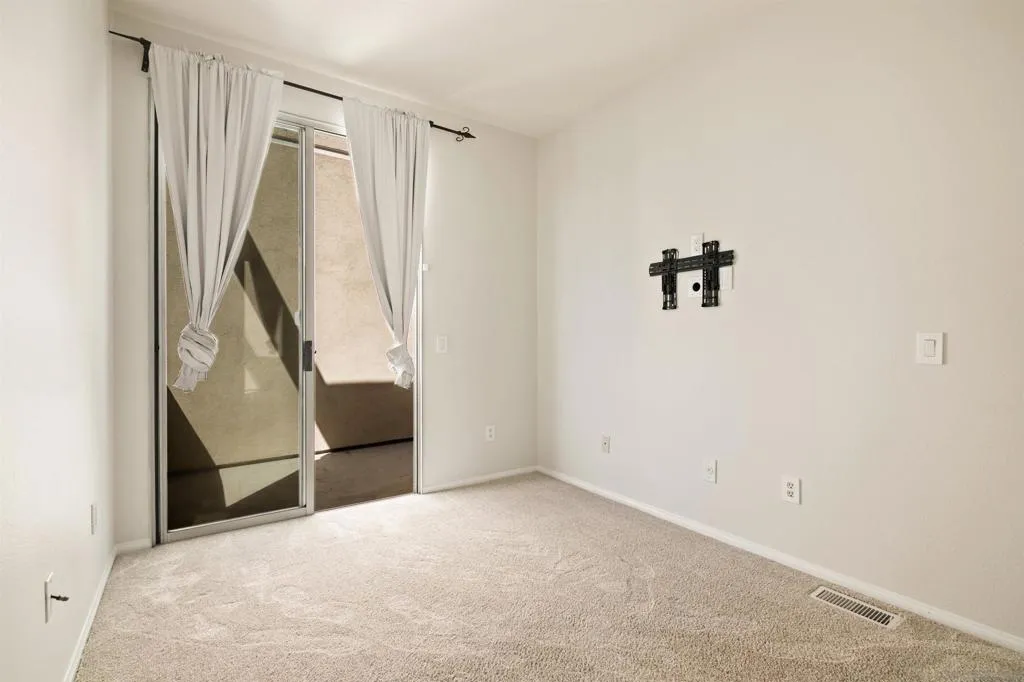 San Diego, California 92109, United States, 3 Bedrooms Bedrooms, ,3 BathroomsBathrooms,Residential,Active,216445