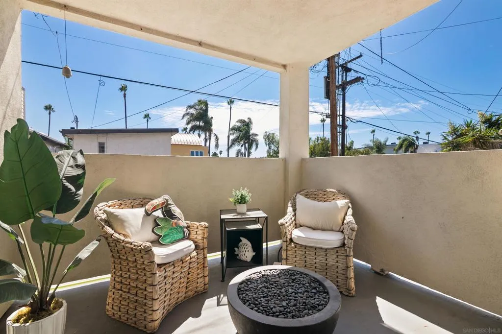 San Diego, California 92109, United States, 3 Bedrooms Bedrooms, ,3 BathroomsBathrooms,Residential,Active,216445