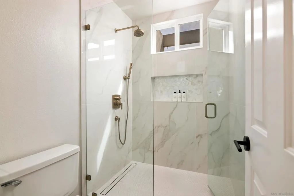 San Diego, California 92109, United States, 3 Bedrooms Bedrooms, ,3 BathroomsBathrooms,Residential,Active,216445