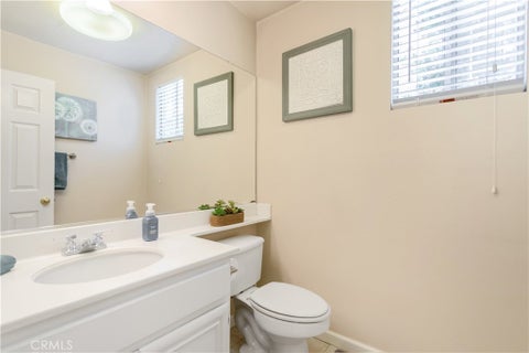 Tiny photo for 42904 Via Alhama, Temecula, CA 92592 (MLS # SW26198287)