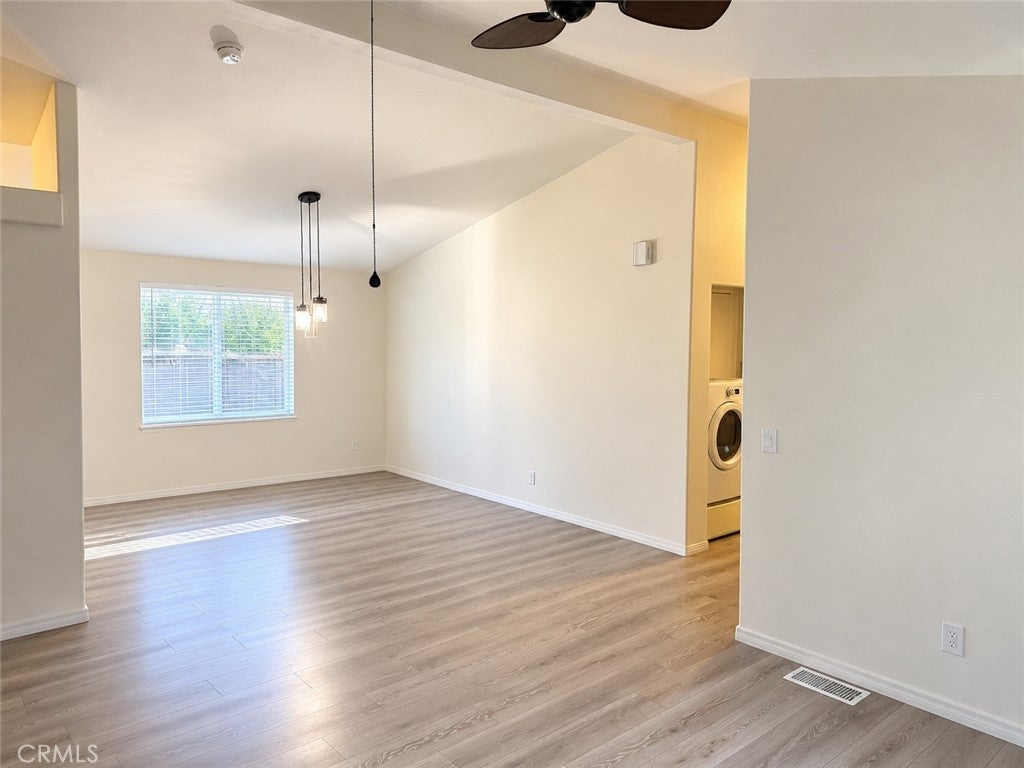 32901 Crescent