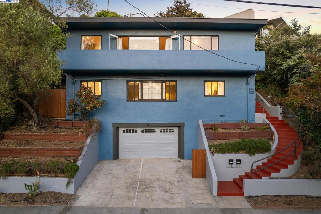 UPPER ROCKRIDGE - Residential Income