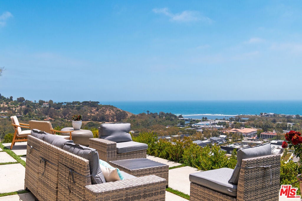 23706 Harbor Vista Drive