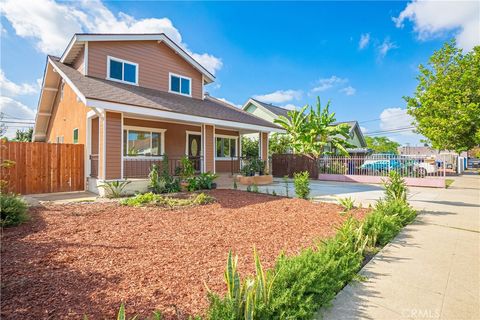 Photo of 1330 W 48th Street, Los Angeles, CA 90037 (MLS # PW25239041)
