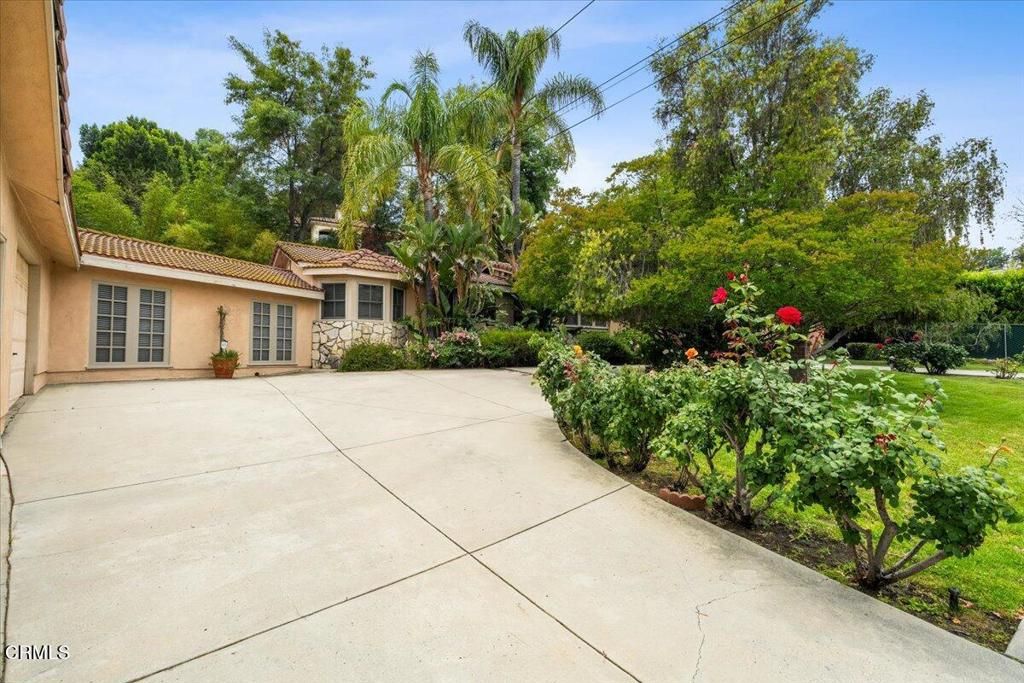 Photo of 4959 Brewster Drive, Los Angeles, CA 91356 (MLS # P1-26208)