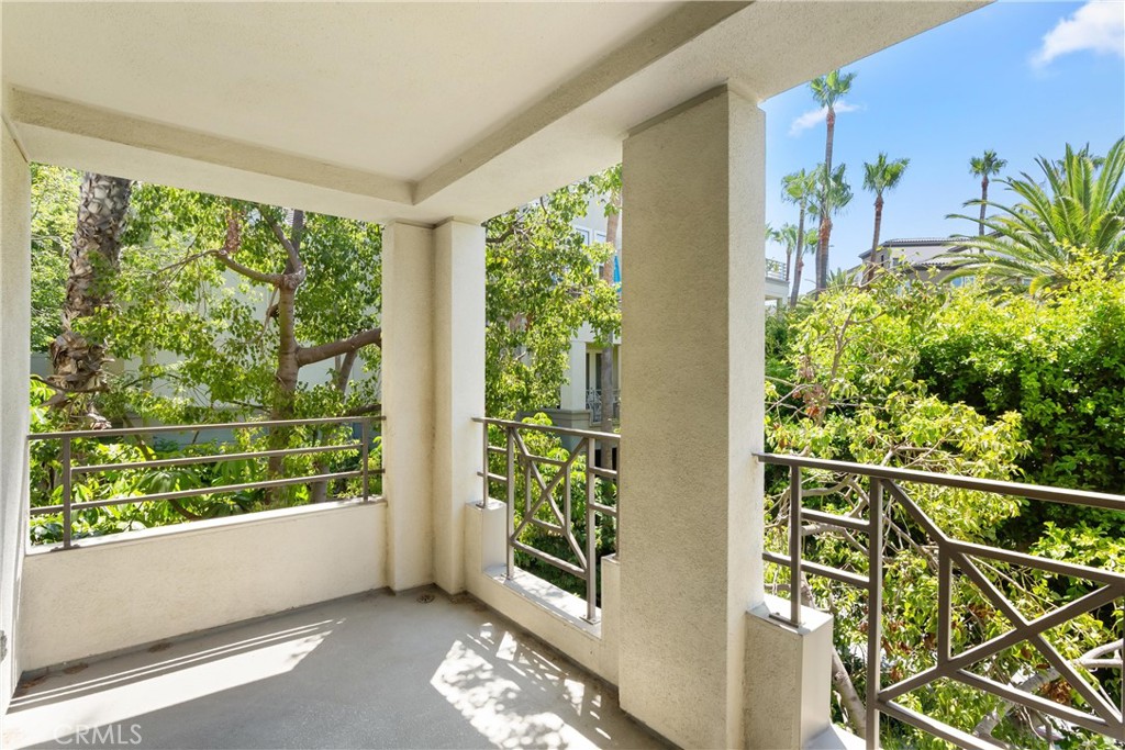 Bonus 3rd room in one of Orange County’s most sought-after communities, The Metropolitan. This spacious, beautifully appointed condo offers the perfect blend of luxury, convenience, and resort-style amenities in a prime location.
Step inside to find a light-filled, open floor plan with 9-foot ceilings, crown molding, and elegant real wood flooring. This large -two bedroom, two bath plus versatile bonus room — ideal for an office or third bedroom — provides ample space for everyday living and entertaining. The upgraded kitchen features newer cabinets, granite countertops, stainless-steel appliances, new flooring, stackable washer and dryer inside and a breakfast bar that’s perfect for casual dining.
Relax in the luxurious primary suite with a private balcony, a walk-in closet, and a spa-inspired bathroom showcasing a marble shower with bench, rain, and handheld showerheads, a soaking tub, dual vanities with additional storage for organizing.
Enjoy your outdoor living space on a light & bright patio surrounded by lush tropical landscaping and greenbelt views — a peaceful retreat just steps from resort-style amenities like a sparkling pool, spa, sunbathing court with cabanas, outdoor barbecues, a state-of-the-art fitness center, and an exclusive resident lounge and club house.
Located just minutes from South Coast Plaza, Fashion Island, Newport Beach, and Irvine’s business district, with quick access to I-405, 55, and 73 freeways, John Wayne Airport, fine dining, and upscale shopping—this is truly an exceptional opportunity for a luxury lifestyle in Orange County.
Includes 2 assigned parking spots on Building B, #132, #133.
Don’t miss your chance to own this stunning home that embodies comfort, style, and convenience. Schedule your private tour today!