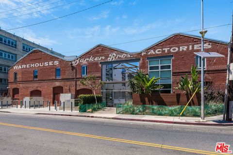 Photo of 527 Molino Street #206, Los Angeles, CA 90013 (MLS # 25575541)