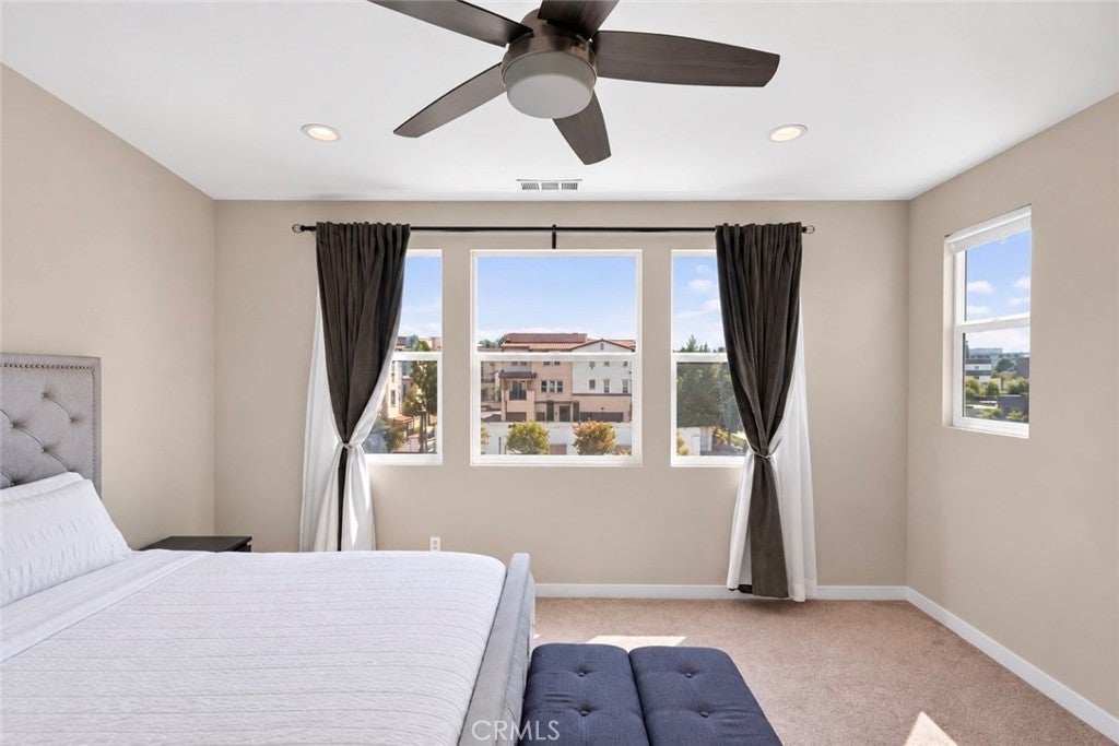 601 W Foothill 71