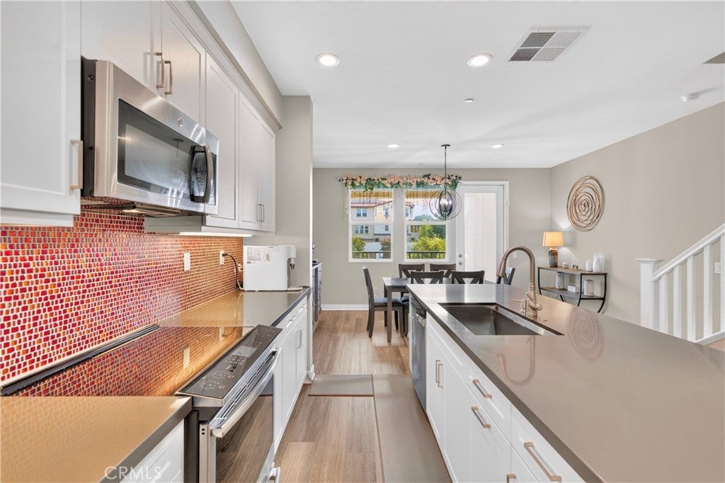 601 W Foothill Boulevard 71