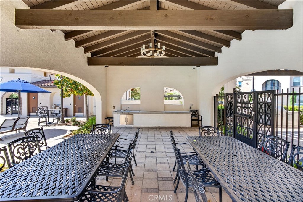 601 W Foothill 71