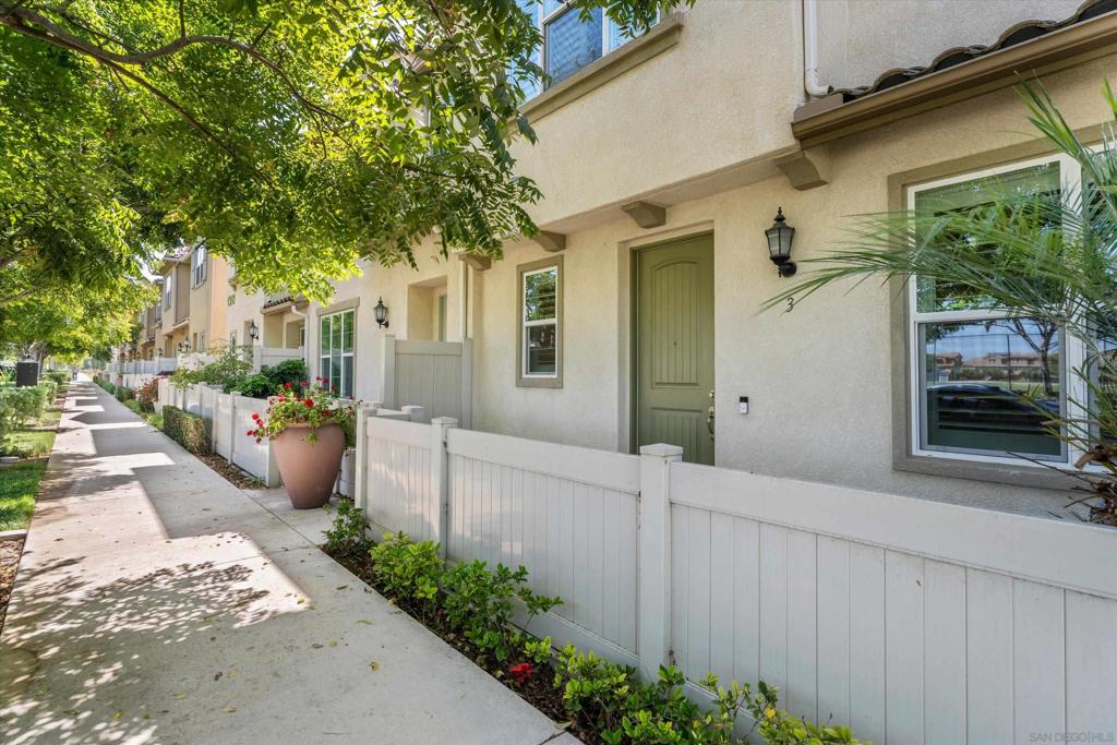 1360 Santa Victoria Rd 3