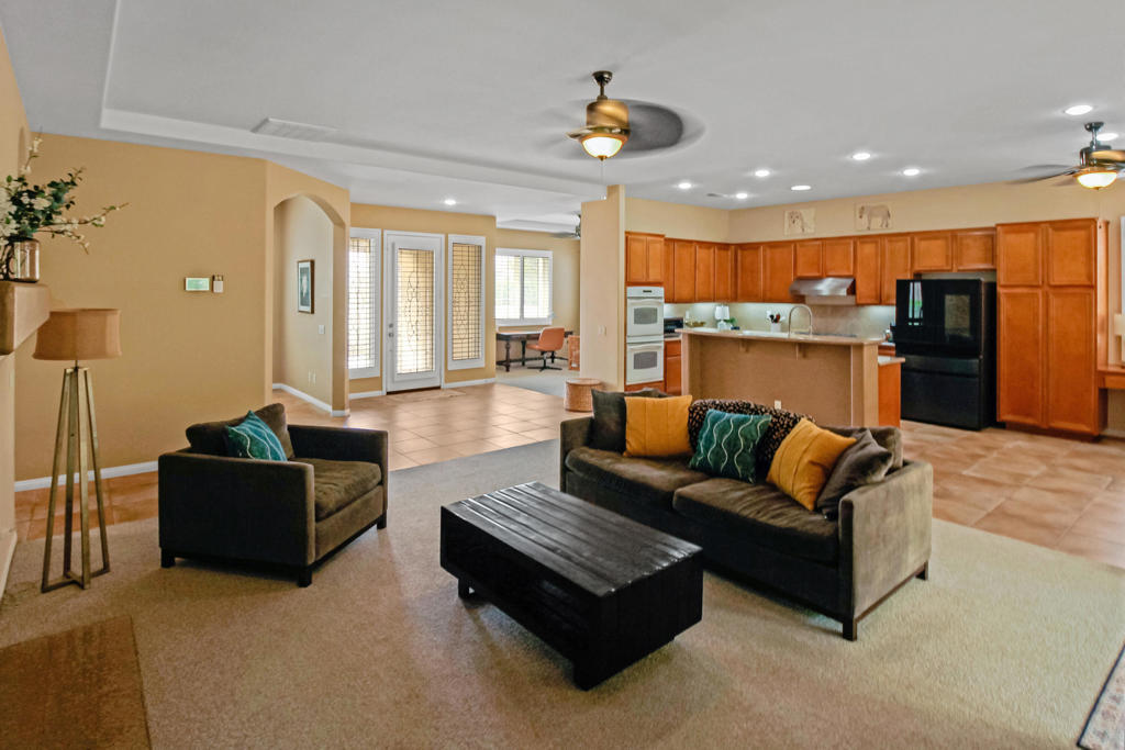 La Quinta Del Oro - Residential