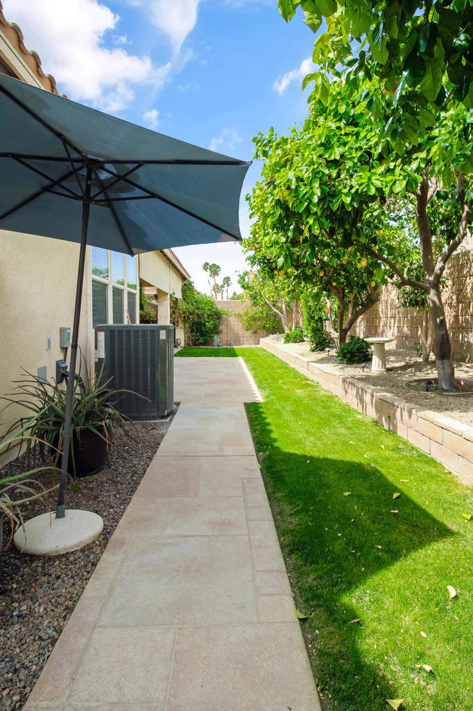 La Quinta Del Oro - Residential