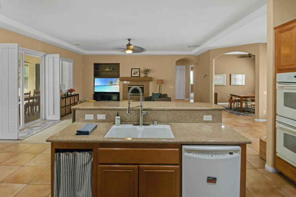 La Quinta Del Oro - Residential
