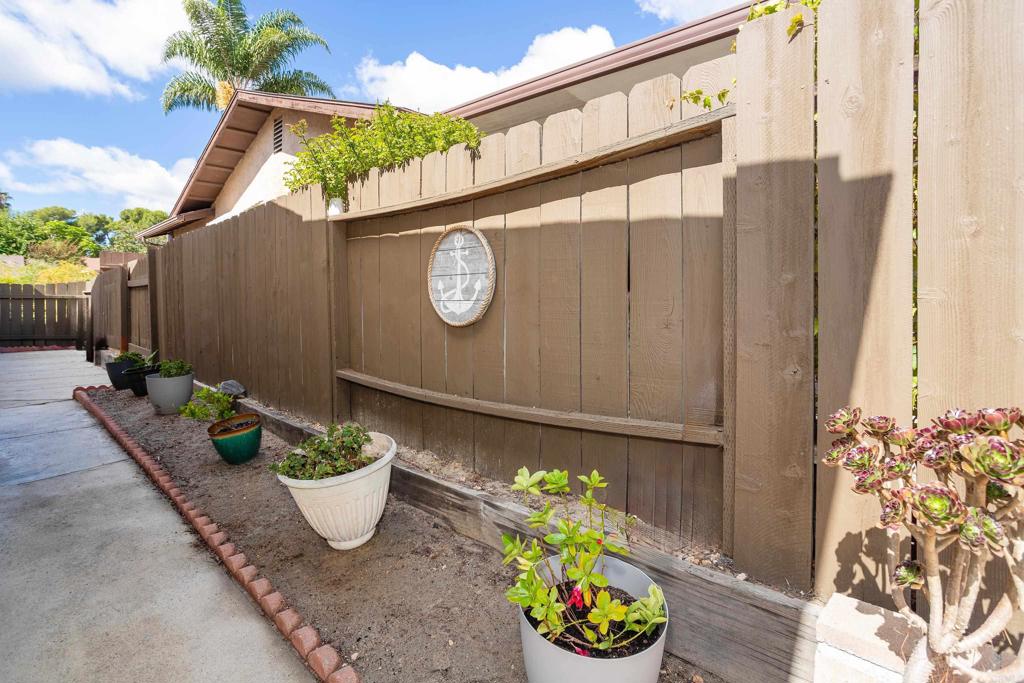 Peacock Hills (583) - Residential