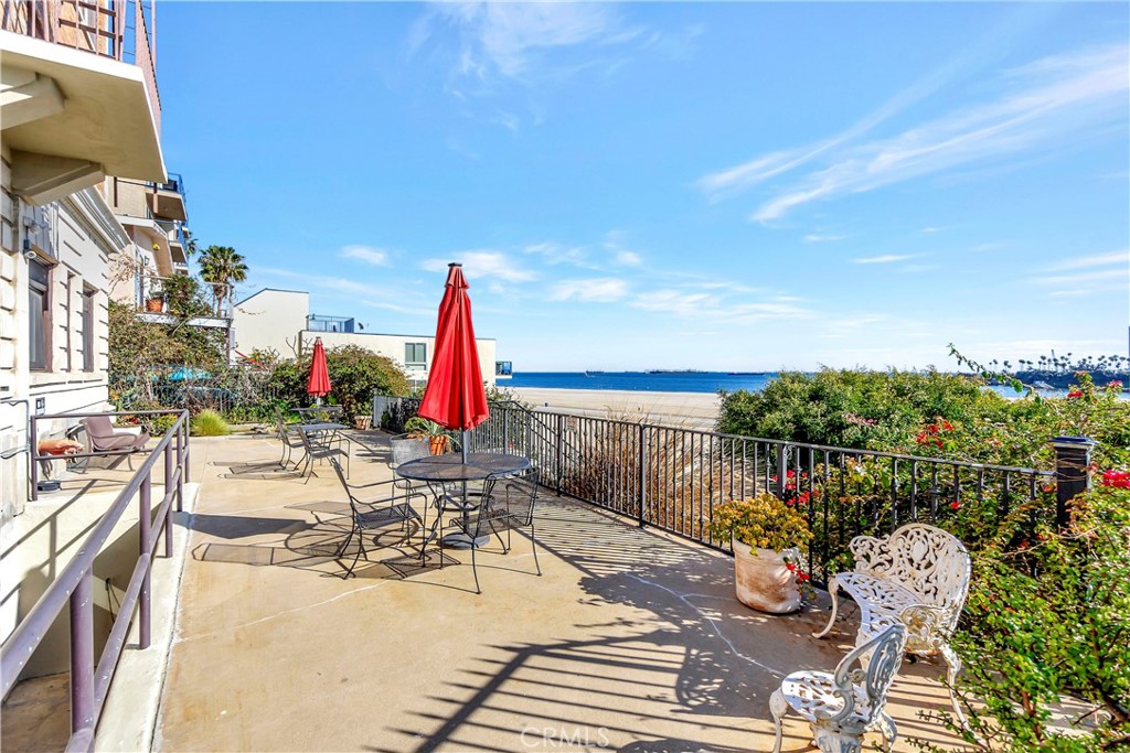 1030 E Ocean Boulevard 110