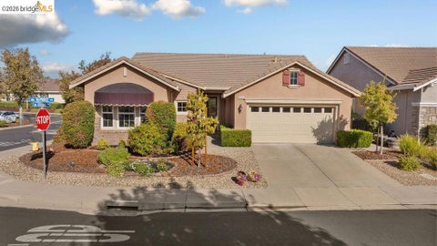 Photo of 1361 Mcprince Ln LN, Brentwood, CA 94513 (MLS # 41148603)