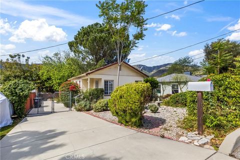 Photo of 2914 Piedmont Avenue, Glendale, CA 91214 (MLS # AR26082855)