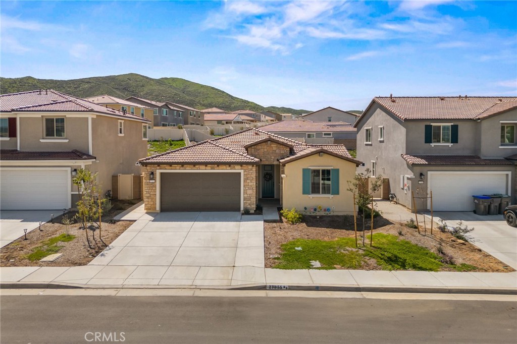 27355 Golden Nugget Street