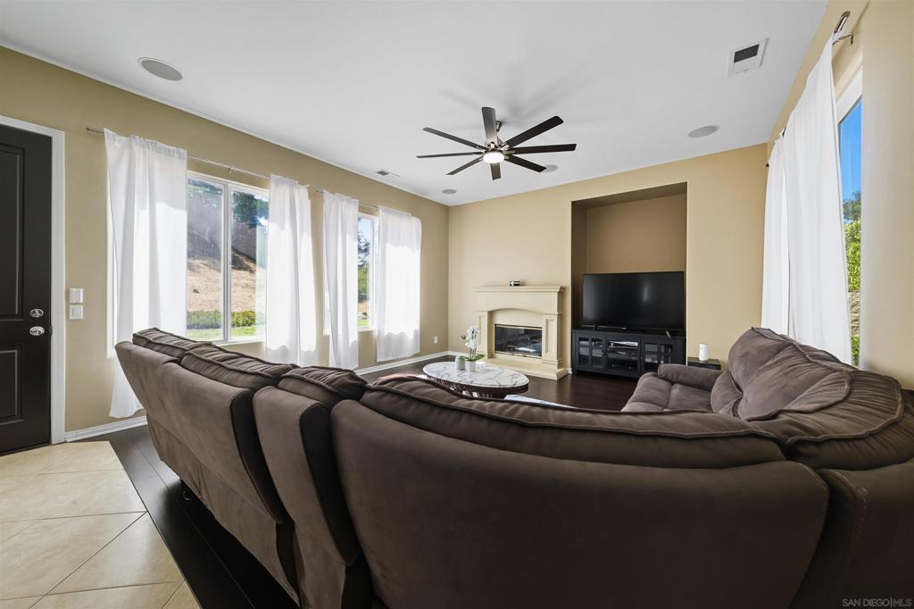 Valley Center - Residential