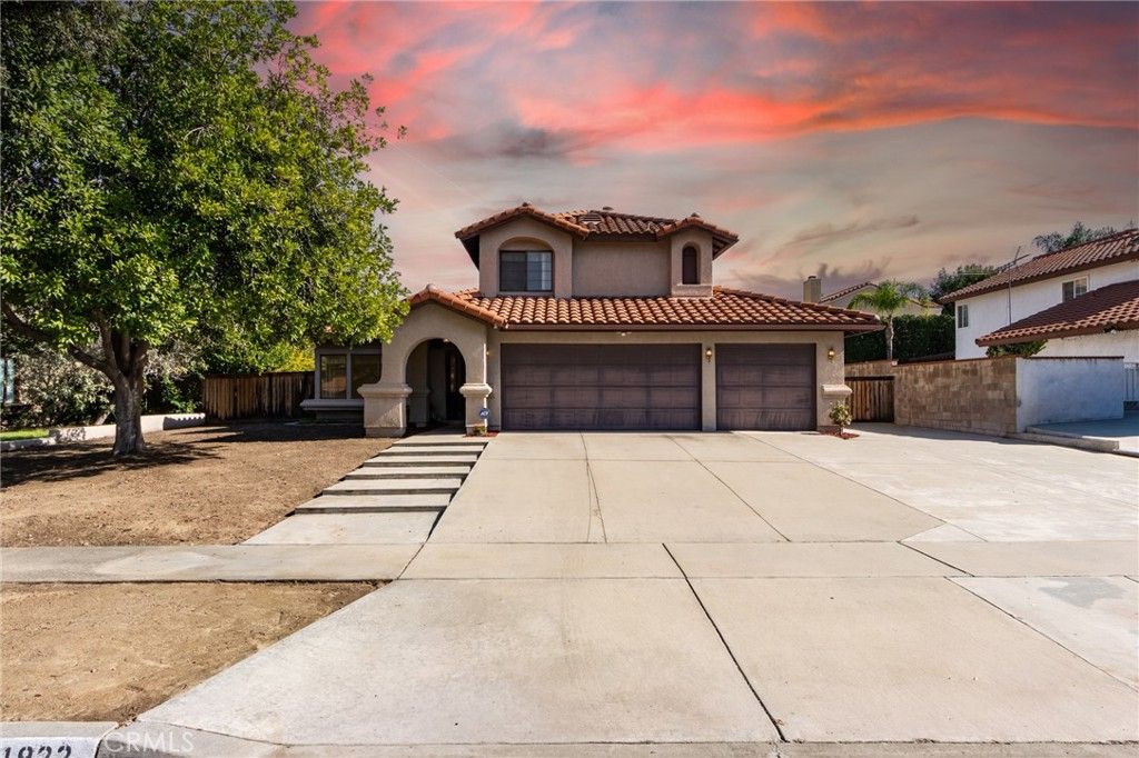 Photo of 1922 Alta Street, Redlands, CA 92374 (MLS # IV25266617)